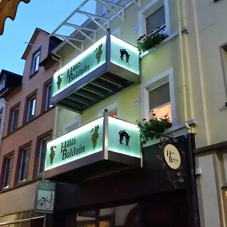 公寓 豪斯巴尔顿酒店。 *